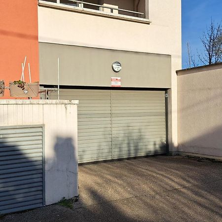 Appartement Cosy 3 Pieces Avec Garage Privatif Saint-Priest  Exteriér fotografie