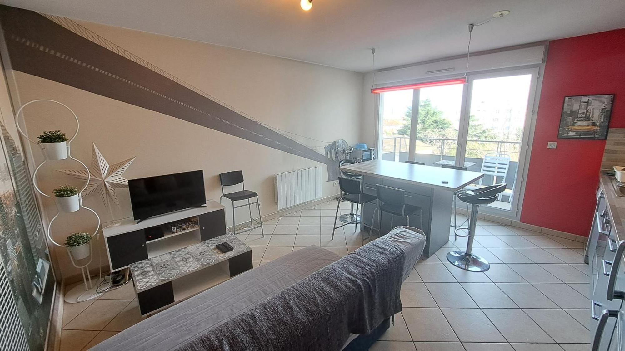 Appartement Cosy 3 Pieces Avec Garage Privatif Saint-Priest  Exteriér fotografie