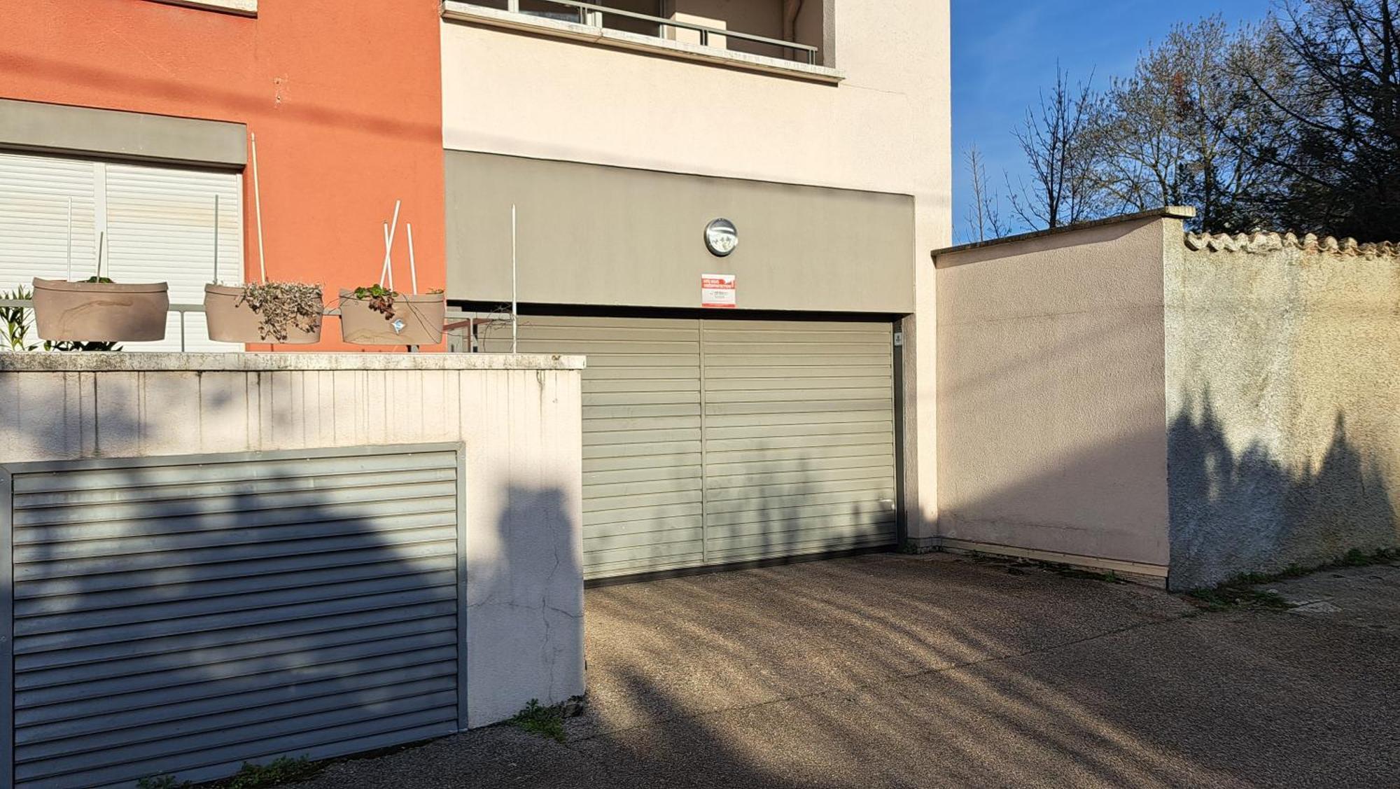 Appartement Cosy 3 Pieces Avec Garage Privatif Saint-Priest  Exteriér fotografie